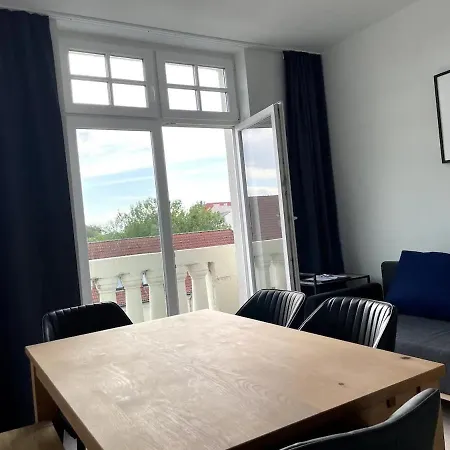 Jaybnb - Gaming Apartment Ps5 65 Zoll 4K Tv Wohnung Mit Balkon Dortmund Eksteriør billede